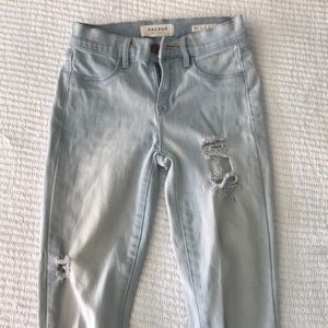 PacSun light wash jeans